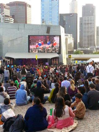 More of the "Latin-fusion" dance group, this time the male dancers join the stage