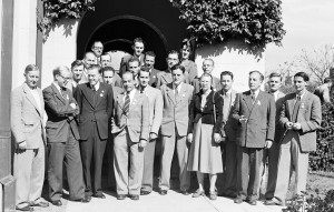 Ruby Payne-Scott, third from the right, at the 1952 International Union of Radio Science conference, University of Sydney